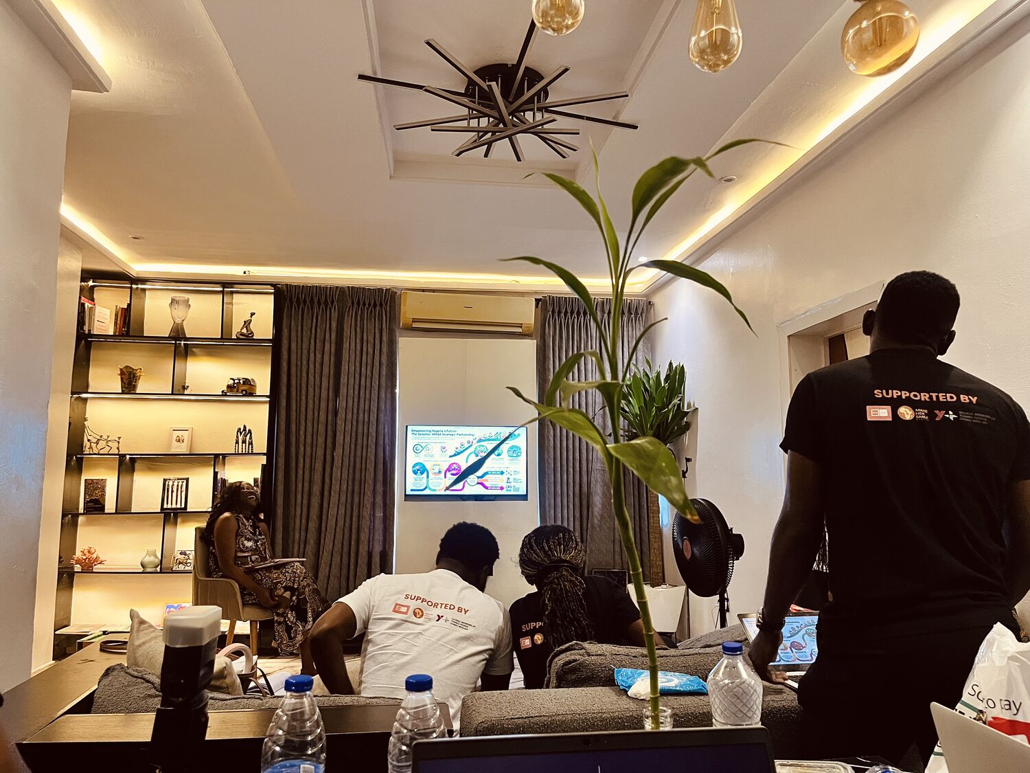 Momentum Collective Consulting Open Consultation — session in progress